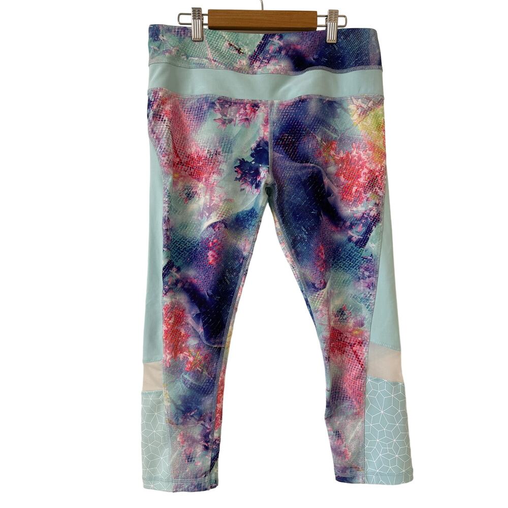 Reebok Live Life Active Large Activewear Capris Leggings in Blue Rainbow Scales